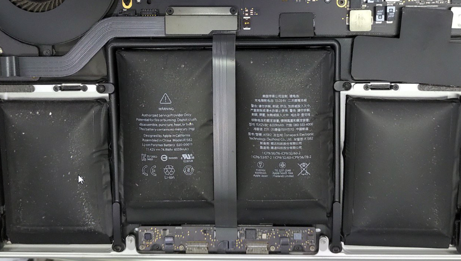 Macbook Pro 2015 bị phồng pin